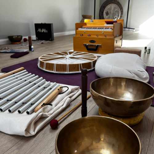 Joia, Instruments
